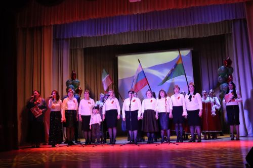 Әлки районы Советы һәм Башкарма комитеты коллективлары концерт куйды
