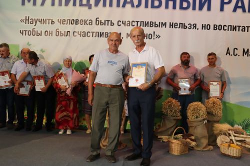 Әлки районы: 20 яшьлегенә – 10 миллион сум бүләк