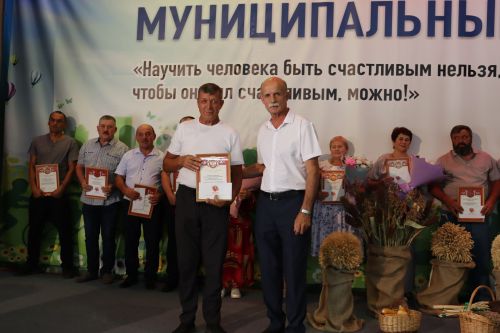Әлки районы: 20 яшьлегенә – 10 миллион сум бүләк
