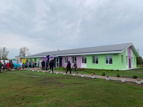 Югары Әлморза авылында, капиталь ремонттан соң, мәктәп бинасы файдалануга тапшырылды