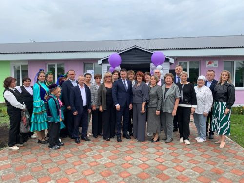 Югары Әлморза авылында, капиталь ремонттан соң, мәктәп бинасы файдалануга тапшырылды