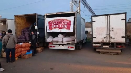 Сельхозпроизводители Алькеевского района радуют жителей на ярмарке в Дербышках