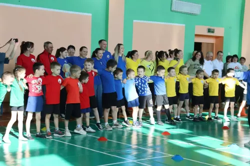 Мәктәпкәчә белем бирү учреждениеләрендә тәрбияләнүчеләр һәм ата-аналар арасында муниципаль ярышлар узды
