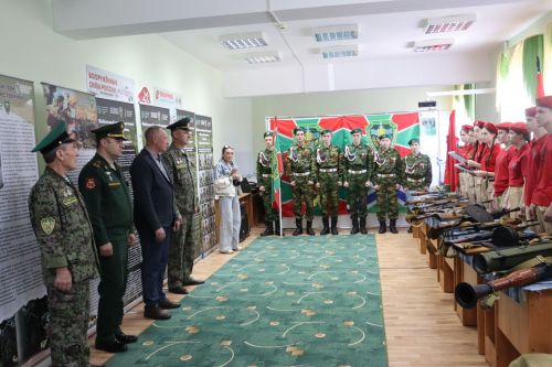В Алькеевском районе работает мобильный музей‑выставка «На защите границ. Период: Афганский конфликт»