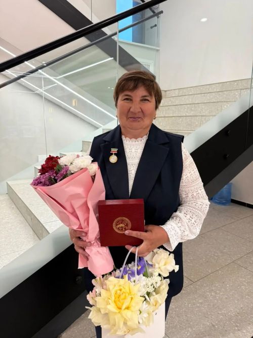 Әлки районы социаль хезмәткәре «ТРның социаль яклау хезмәтенең атказанган хезмәткәре» исеменә лаек булды