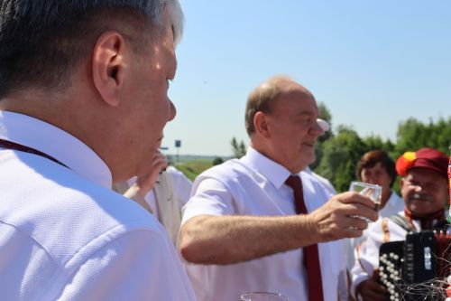 Геннадий Зюгановны Әлки җирендә каршыладык
