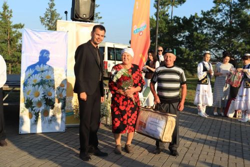 Базарлы Матак “Ана даны” паркында Гаилә, мәхәббәт һәм тугрылык көне билгеләп үтелде