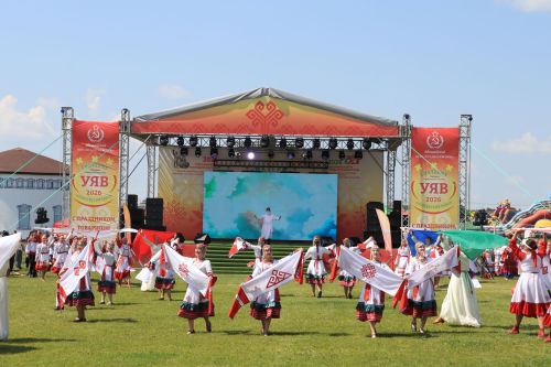 Россия халыкларының традицион мәдәнияте фестивале Әлки җирендә зур колач белән узды
