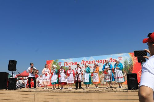 Россия халыкларының традицион мәдәнияте фестивале Әлки җирендә зур колач белән узды