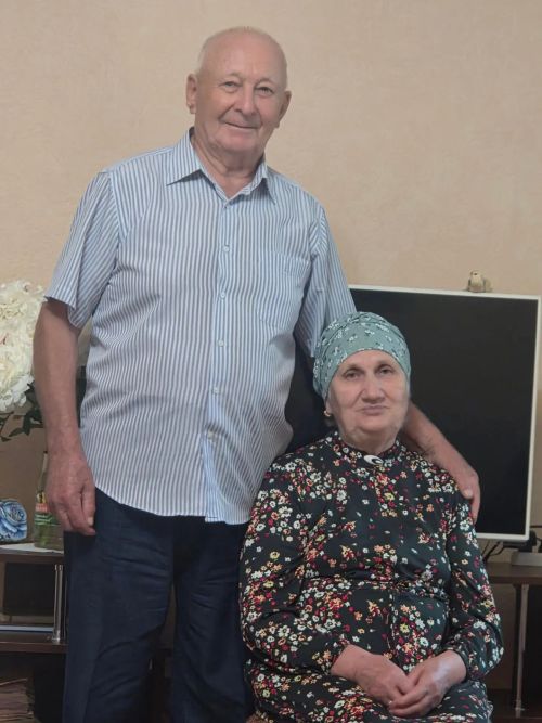 Зөлфия һәм Рафаил Ибәтуллиннар Базарлы Матактан күпләр өчен үрнәк булып яшиләр