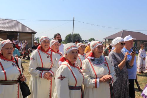 Россия халыкларының традицион мәдәнияте фестивале Әлки җирендә зур колач белән узды