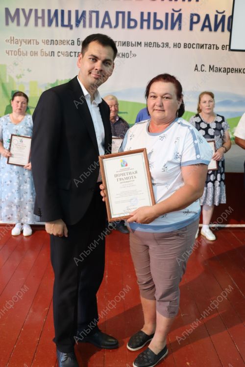 Әлки районында савымчылар һәм сөт җыючыларның слеты  узды