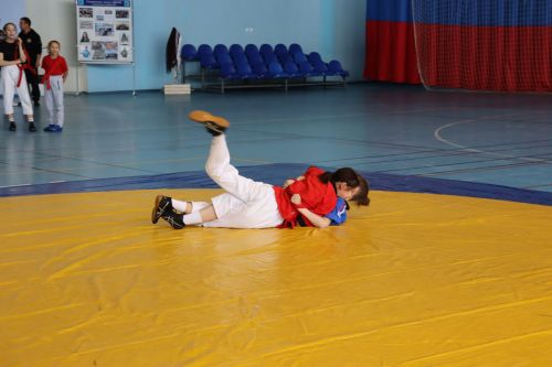 Айрат Хәйруллин истәлегенә багышланган билбау белән көрәш буенча республика турниры