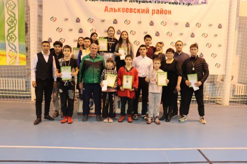 Айрат Хәйруллин истәлегенә багышланган билбау белән көрәш буенча республика турниры