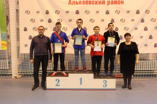 Айрат Хәйруллин истәлегенә багышланган билбау белән көрәш буенча республика турниры