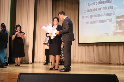 Әлкинең алдынгы авыл хуҗалыгы хезмәткәрләре слеты