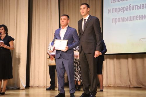 Әлкинең алдынгы авыл хуҗалыгы хезмәткәрләре слеты