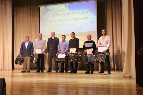 Әлкинең алдынгы авыл хуҗалыгы хезмәткәрләре слеты