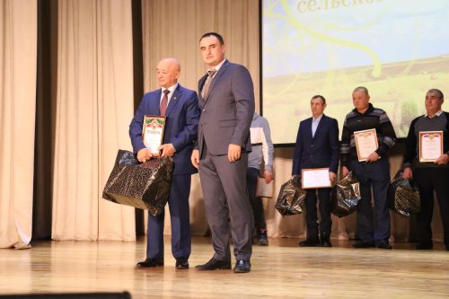 Әлкинең алдынгы авыл хуҗалыгы хезмәткәрләре слеты