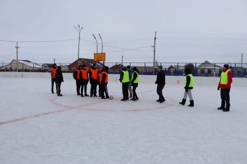 Футбол на льду среди молодежи