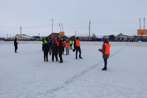 Футбол на льду среди молодежи
