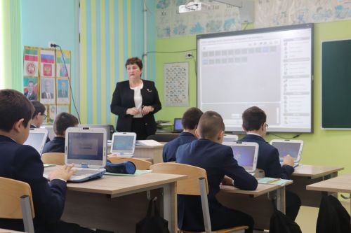 Нәби Дәүли исемендәге гимназиядә семинар үтте