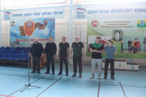 Первенство по бадминтону, посвященное памяти Асхата  Шайхутдинова