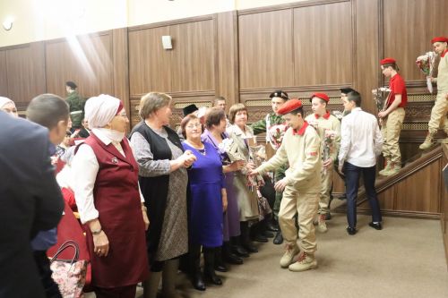 Әлки районында рәсми төстә Укытучы һәм остаз елын ачу тантанасы