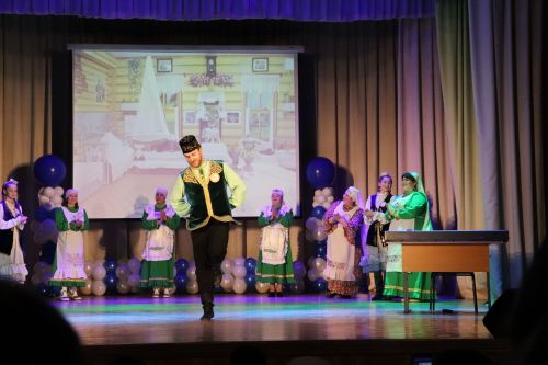 “Тарихта без эзлебез” дип исемләнгән шәҗәрәләр фестиваленең зона этабы