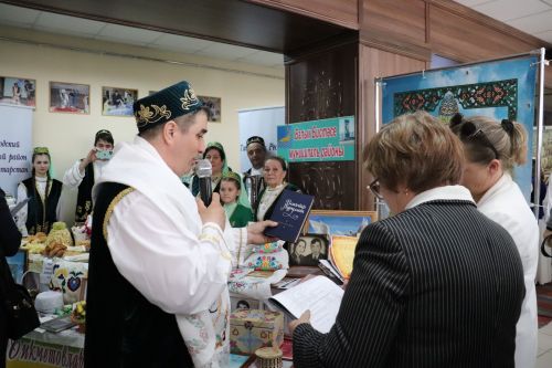 “Тарихта без эзлебез” дип исемләнгән шәҗәрәләр фестиваленең зона этабы