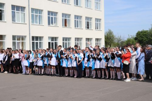 Базарлы Матак мәктәбендә соңгы кыңгырау