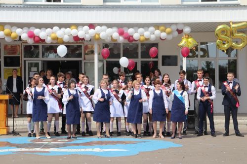 Базарлы Матак мәктәбендә соңгы кыңгырау