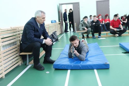 Советлар Союзы Герое Борис Кузнецов истәлегенә пневматик винтовкадан ату буенча турнир