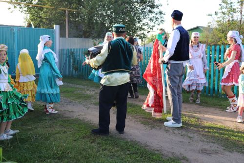 Сабантуй  бәйрәменә бүләкләр җыю