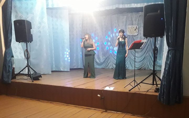 Мастера сцены из села Старые Челны выступили с концертом в Ново-Челнинском клубе