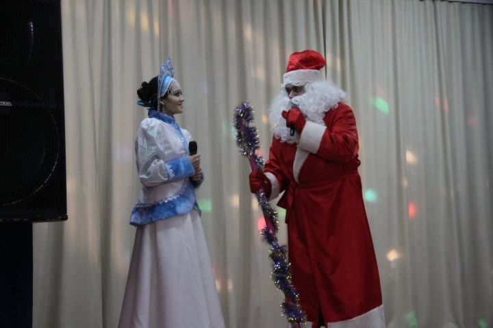 Управление Роспотребнадзора по Республике Татарстан ведет прием граждан с письмами от детей на Почту Деда Мороза