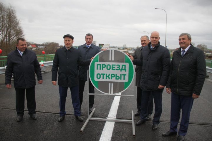  За 13 лет общество «Мостовик», базирующееся в Алексеевском, построило десятки мостов, а многие отремонтировало