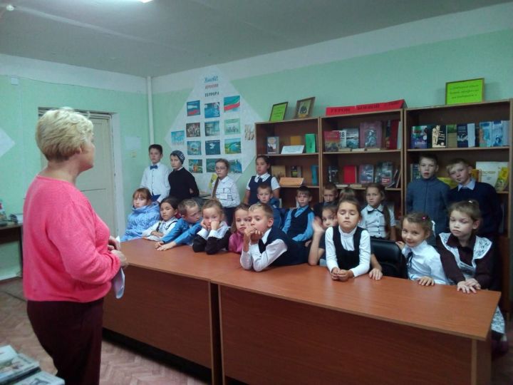 Алькеевский район: в Борискинской сельской библиотеке состоялась беседа об истории чувашской письменности