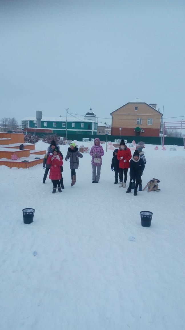 Социальные работники Алькеевского района организуют для детей зимние забавы