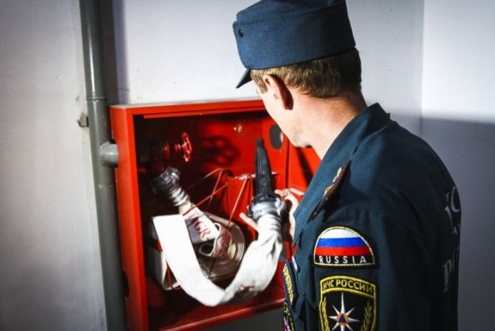 Учебные заведения Алькеевского района проверили инспекторы пожарного надзора