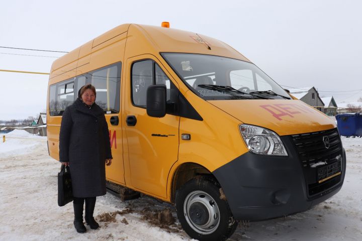Әлки районы Иске Матак мәктәбендә – яңа автобус