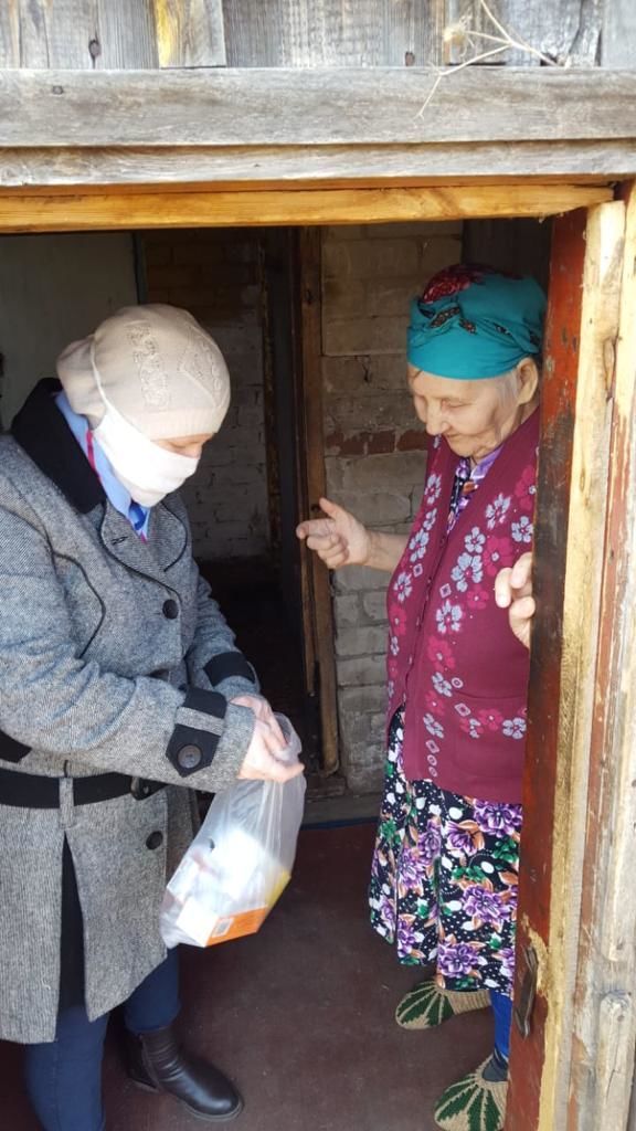 В Алькеевском районе волонтеры помогают пожилым людям, одиноким и больным