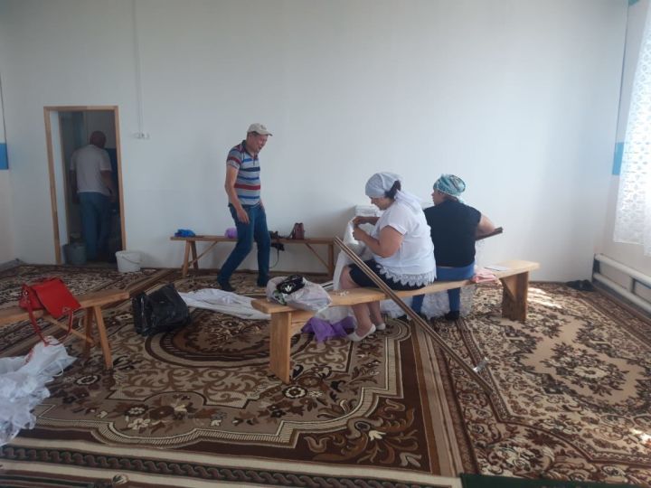 В Алькеевском районе мечеть в селе Ахметьево Курбан-байрам встретила в новом облике