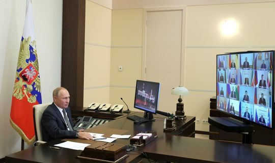 Путин поздравил Минниханова с переизбранием на пост Президента Татарстана