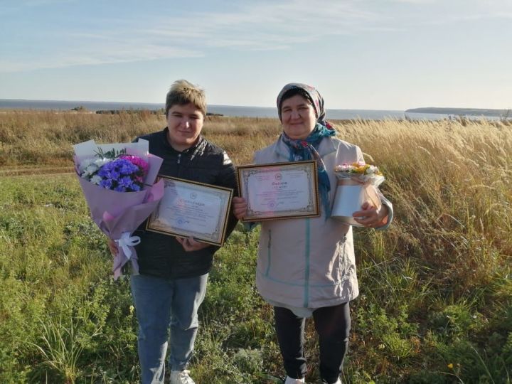Семья Мингазовых из Алькеевского района заняла третье призовое место на зональном этапе республиканского конкурса родословных