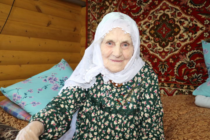 Алькеевский район: Минзиган апа Валиевой исполнилось 95 лет