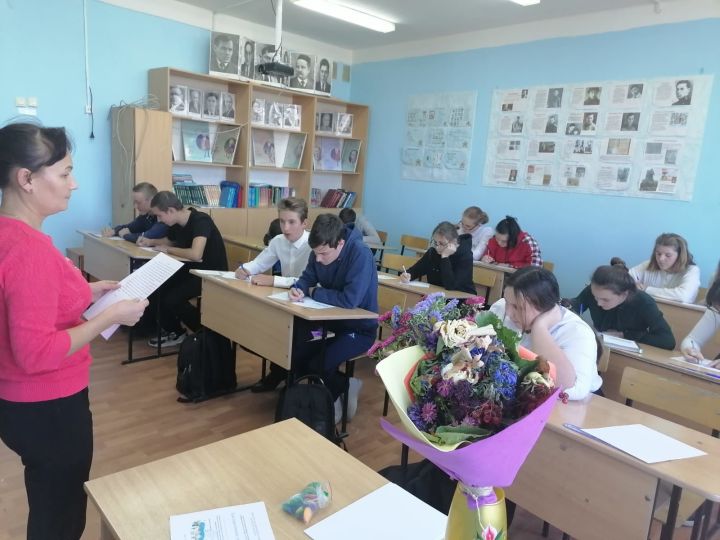 В Алькеевском районе написали диктант на родном чувашском языке