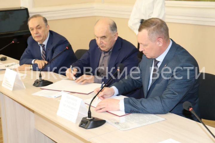 Между Союзом "Торгово-промышленная палата РТ" и Алькеевским районом подписано соглашение о сотрудничестве