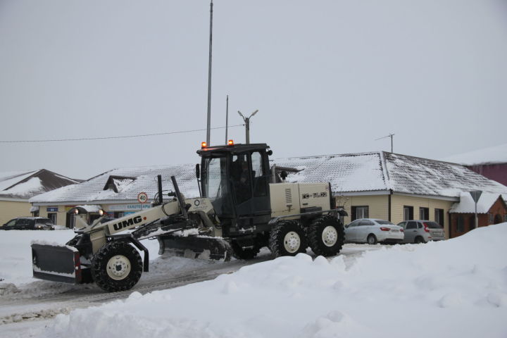 Во время снегопада не смолкал телефон редакции "Алькеевских вестей"