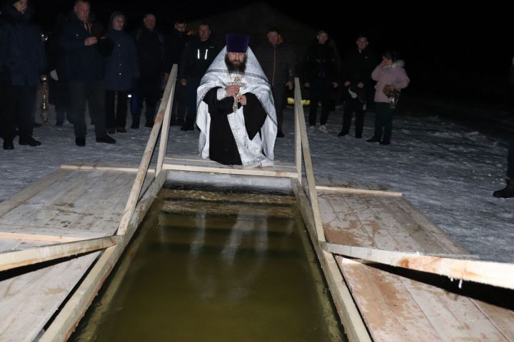 Православие динендәге халык олы бәйрәмне  – Хач мануны билгеләп үттеләр
